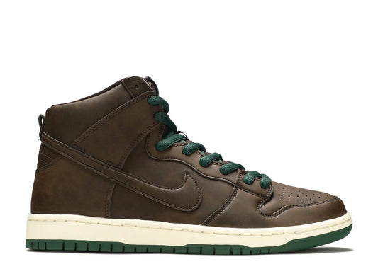 Dunk High SB Baroque Brown