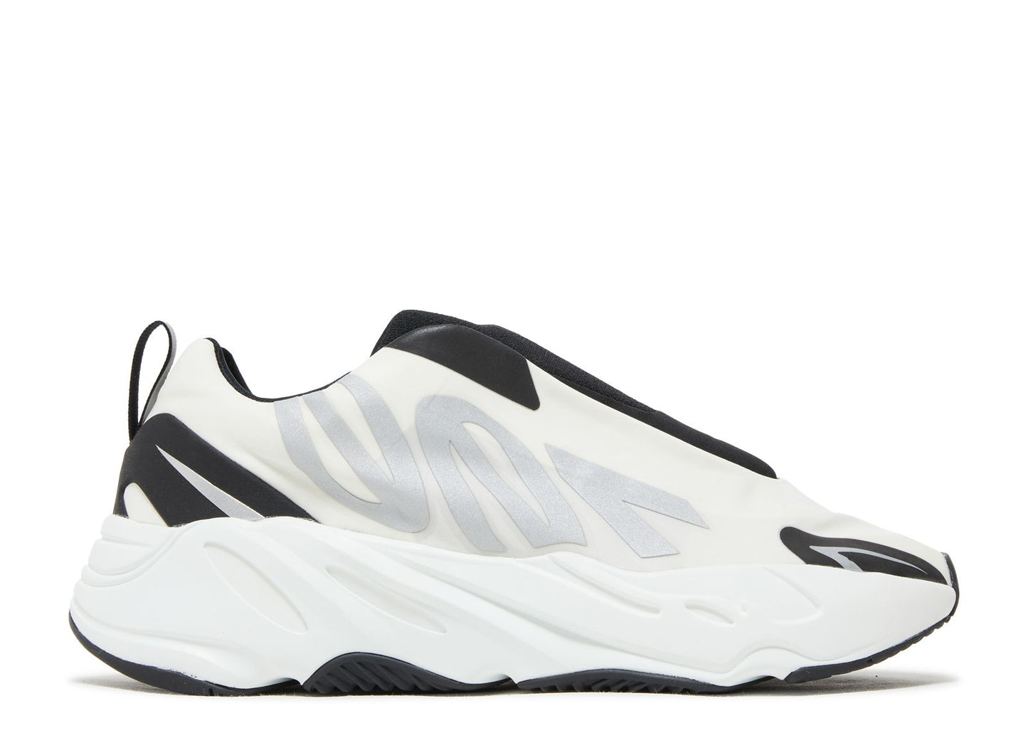 Yeezy Boost 700 MNVN Laceless Analog