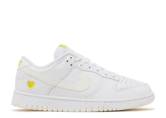 Wmns Dunk Low Valentines Day - Yellow Heart